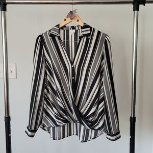 Dressbarn Black & White Striped High-Low Button-Up Blouse – Size Medium